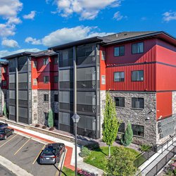 exterior view at Rivertown Residencial Suites located in Monticello, MN