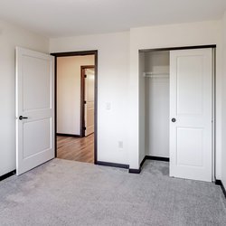 bedroom at Rivertown Residencial Suites located in Monticello, MN