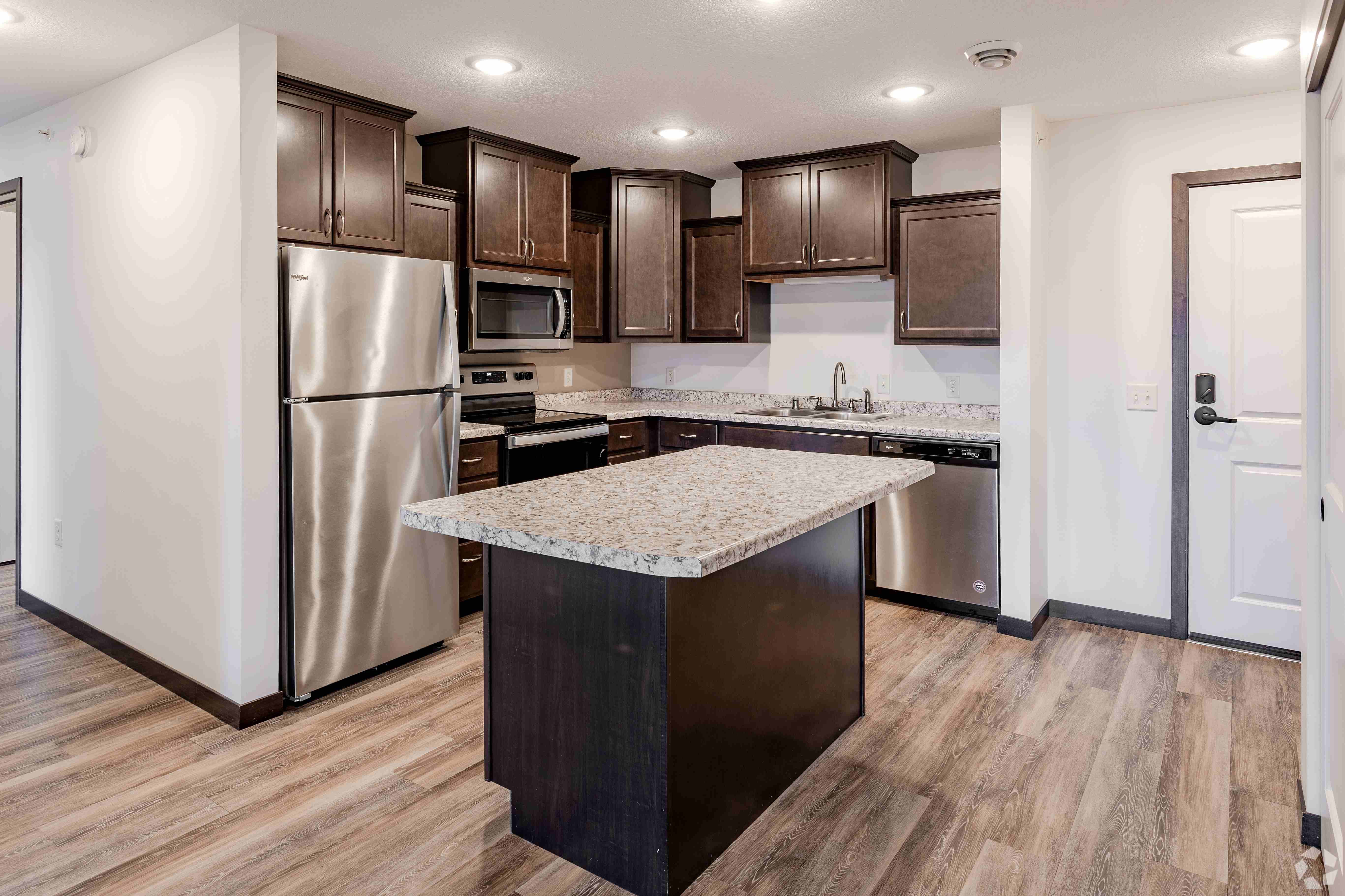 kitchen at Rivertown Residencial Suites located in Monticello, MN